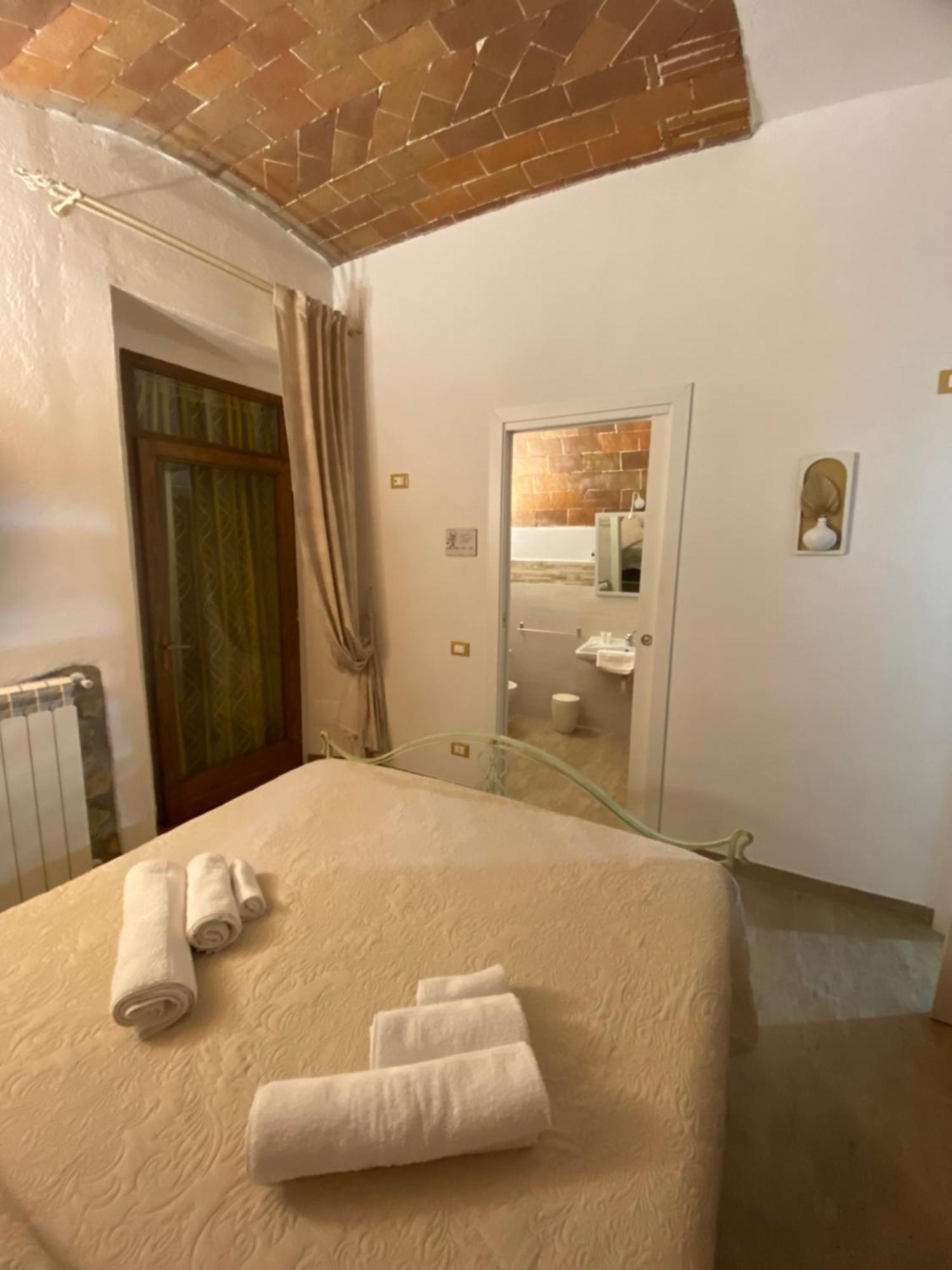 Podere Mona Pomarance Exterior photo